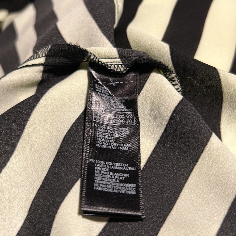 Forever 21 Striped Tank Top - Picture 6 of 8